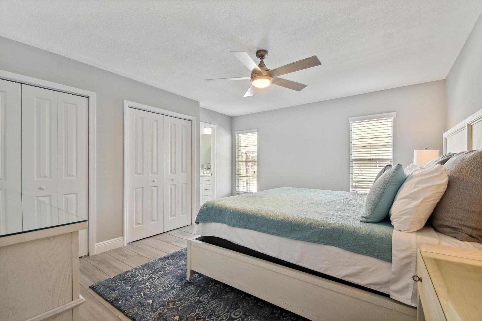 Lake House Westchase Area. Heated Pool Waterfront! Tampa Exterior photo